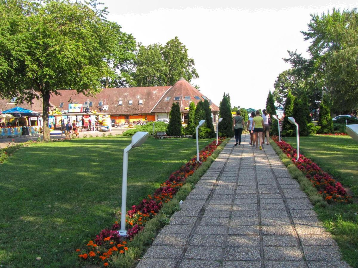 Holiday Home Balatontourist Fuered-3 By Interhome Balatonfured Ngoại thất bức ảnh